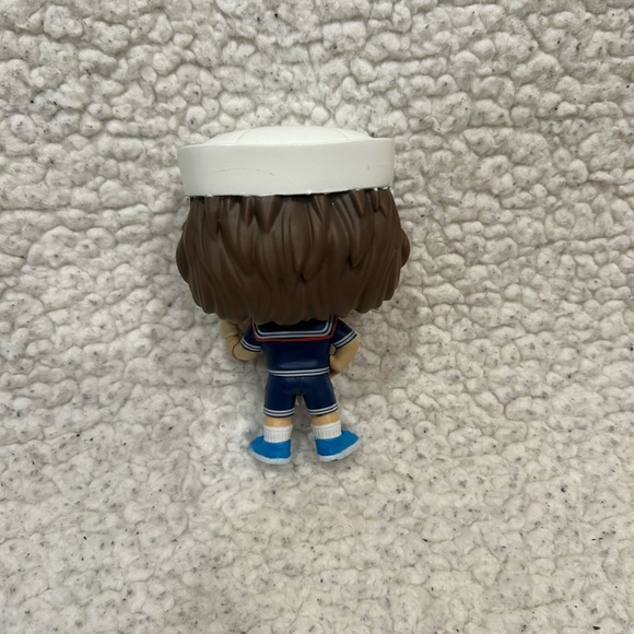 Funko POP! #803 Stranger Things Steve with Ice cream Scoops Ahoy - Picture 4 of 9